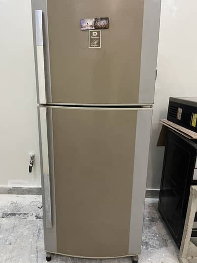 Dawlance Fridge / Refrigerator