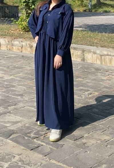 LONG ELEGANT MEXI ALONG WITH OUTER PIECE