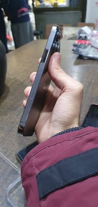 Iphone 13 pro max non pta jv.