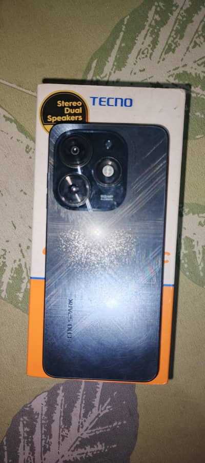 Tecno spark 20c