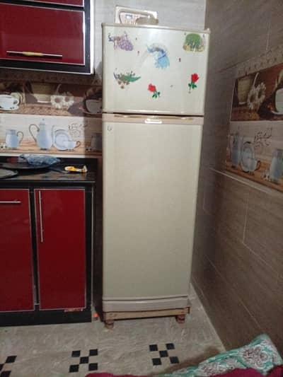 dawlance refrigerator