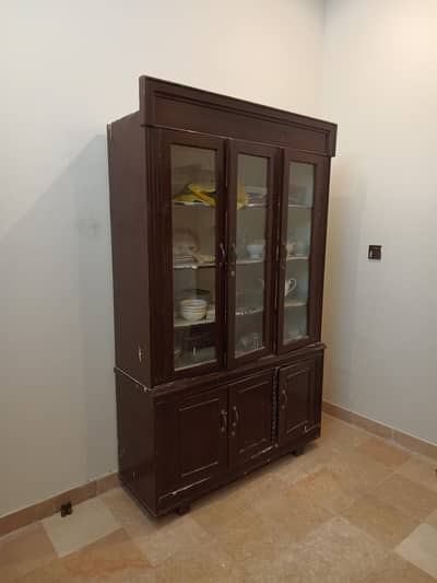 almari (Barton wali)