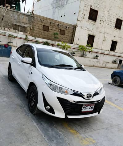Toyota Yaris Gli 2020-21 Geniune Condition Urgent sell
