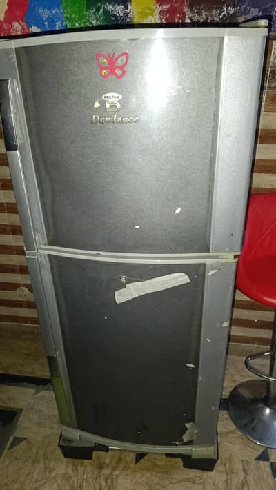 Dawlence Fridge for Sale – Good Condition