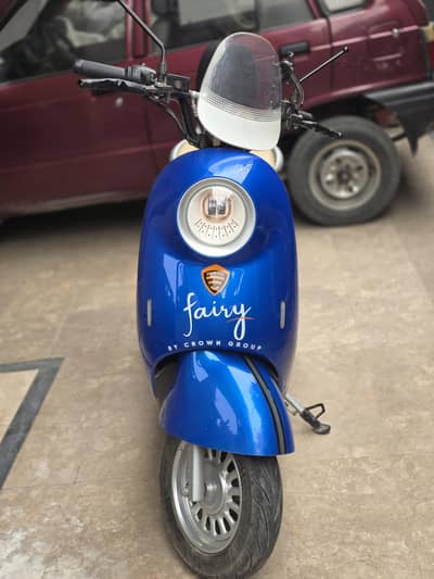 scooty for sale company made crown