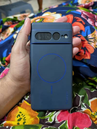 Google Pixel 7 Pro | 12/512 | 10/10
