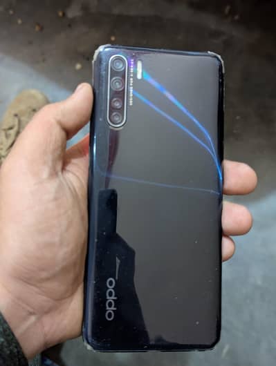 urgent sale all ok 10/10 Not opened just front cemra me minor si dust