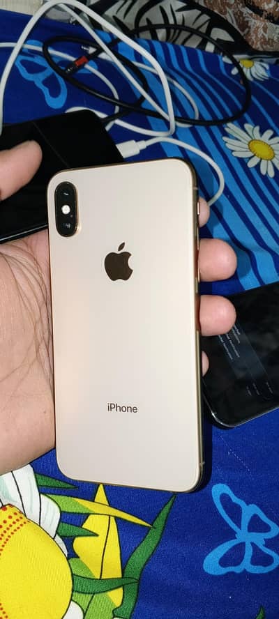 I phone Xs very best price all ok no repair sime time dono sim ka ha