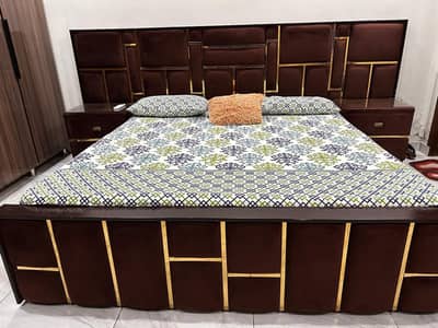 Bed Set dressing side tables 2 stole