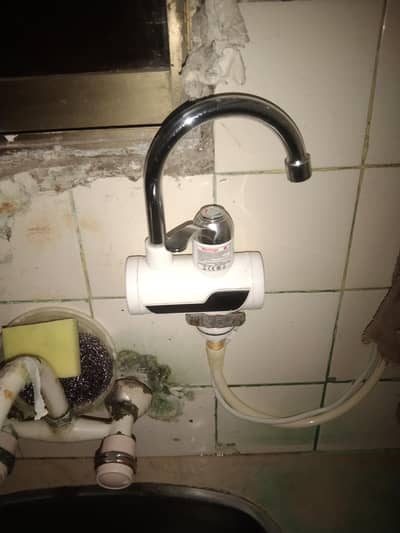 Electric Water Heater