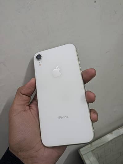 iphone xr 64 gb