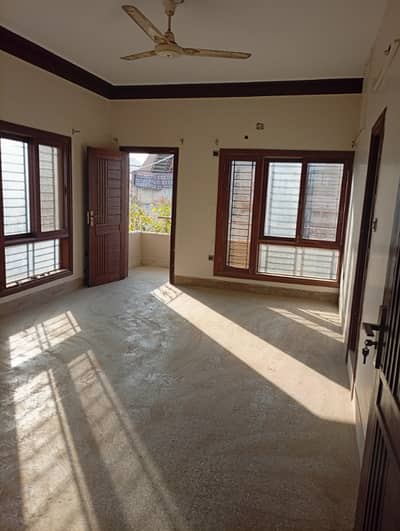 Old But Maintained 3 Bed Drawing & Dining Portion Available for Rent