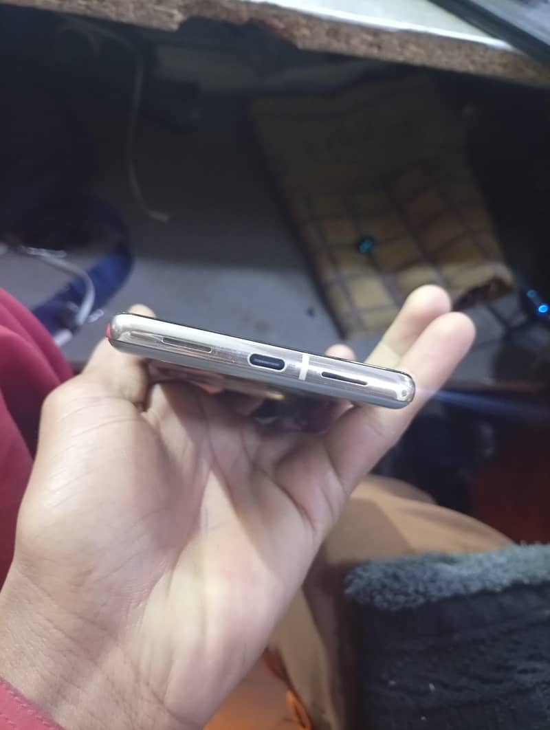 Google pixel 7 pro 5