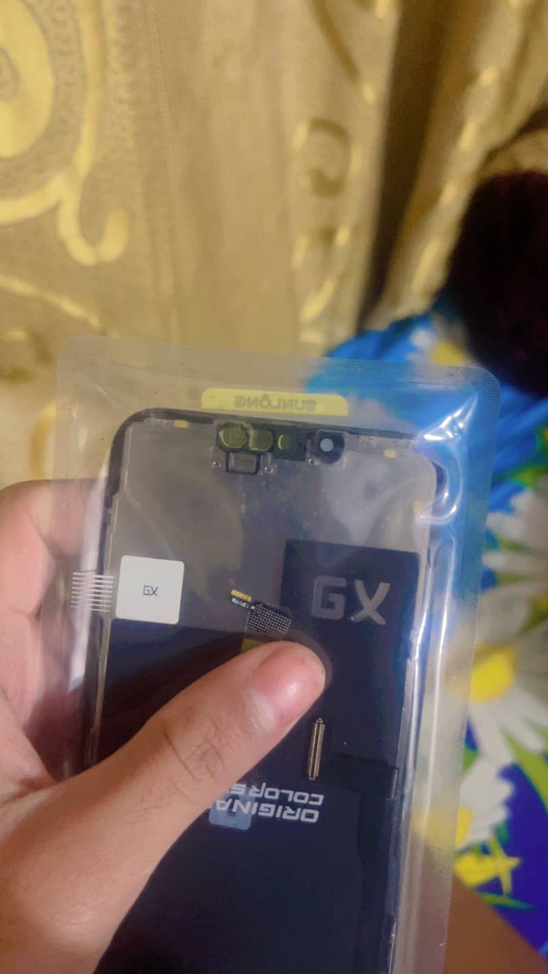 Iphone 13 pro panel 2