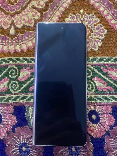 Samsung Galaxy z fold 4 10/10 condition pta cover gift