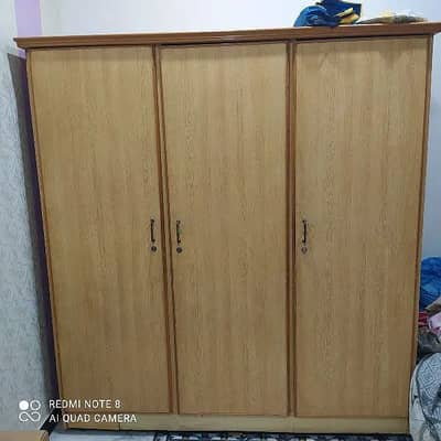 3 Door wood Cupboard Wardrobe