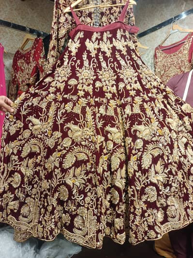 velvet lahnga for barat 