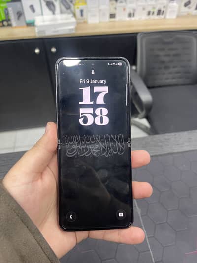 Samsung flip 4  PTA with box