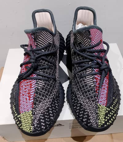 Adidas Yeezy Boost 350 V2 size 42