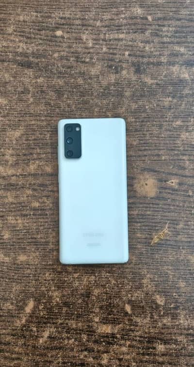 Used-Like New Samsung S20 Fe 128 Gb 6 Gb Ram Non PTA Approved.