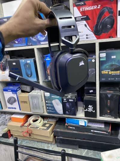 Corsair hs80 max bluetooth Gaming headphones