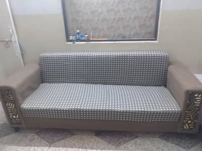 Beautiful Sofa come bed