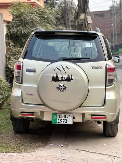 Daihatsu terios 2012,7 seater,suv,like new,urgent sale.