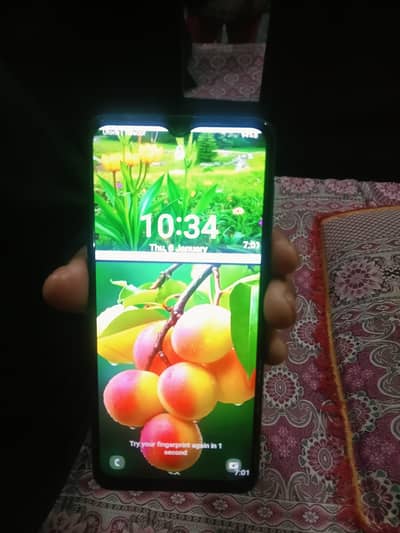 samsung mobile v. good condition for sale