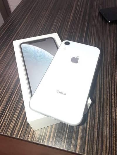 IPHONE XR WITH BOX