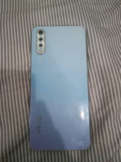 vivo s1 non pta 4 128  Baki all ok
