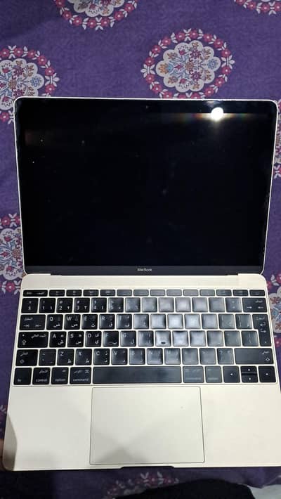 Macbook 2015 12 inch Fair Condition Selling URGENTLY