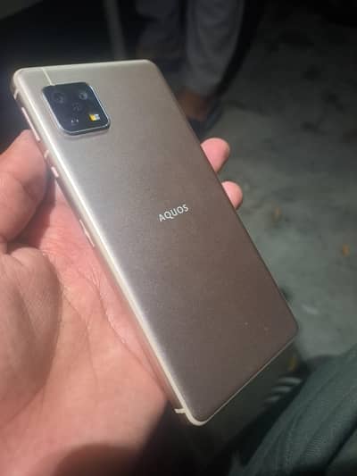 Sharp Aqous sence 5g