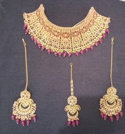 Bridal necklace set
