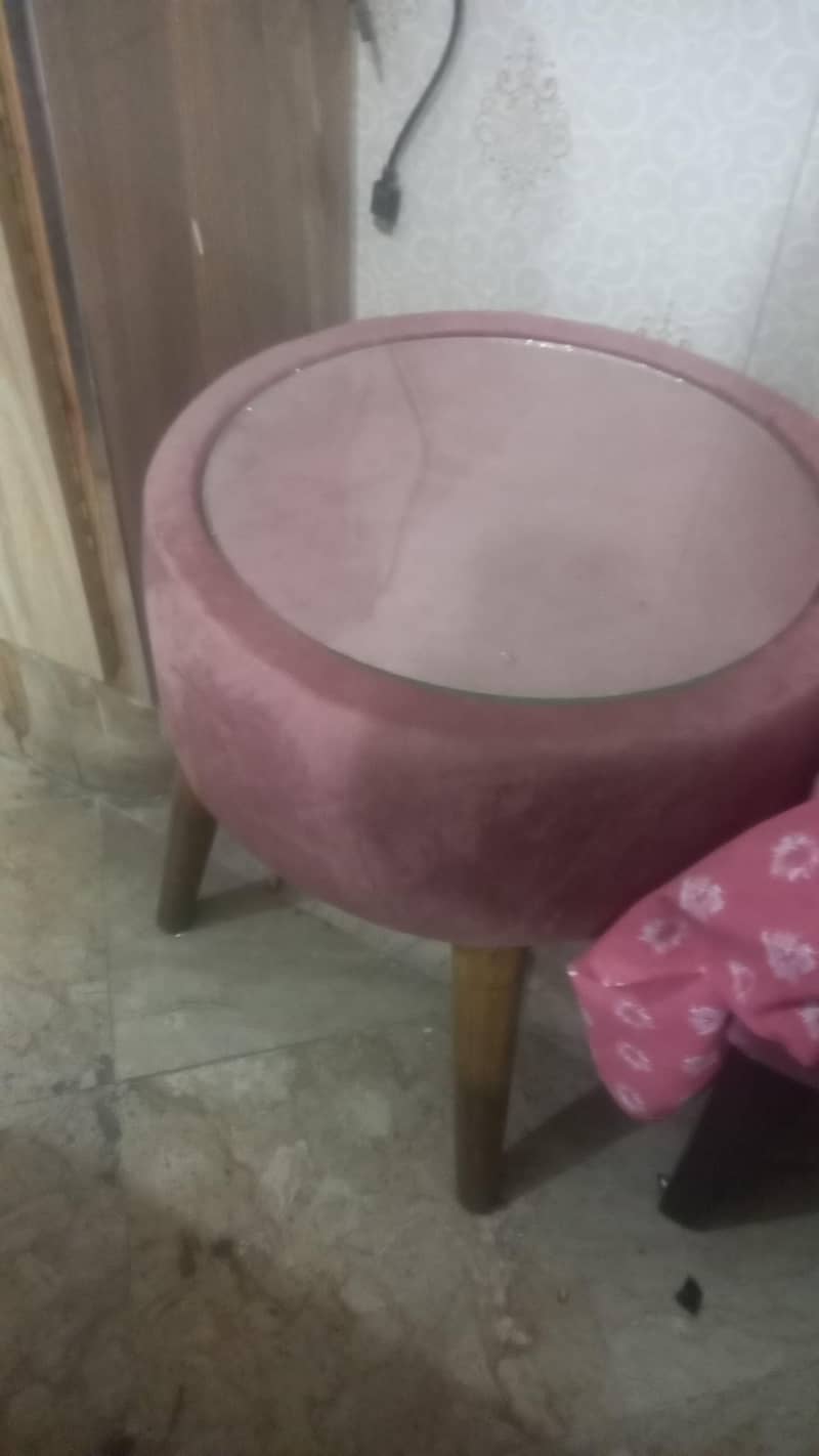 2 Sofas chair with table 2