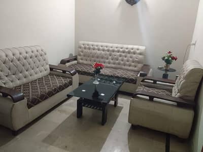 6 Seater Sofa Set & Centre Table