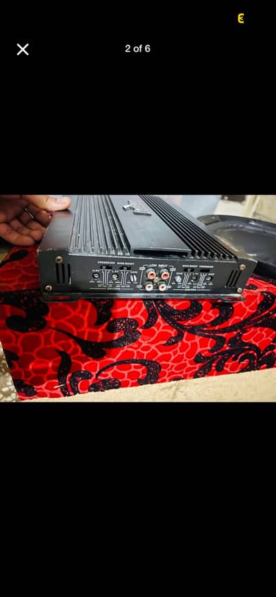 Amplify and woofer urgent for sale call whatapp 03115784137