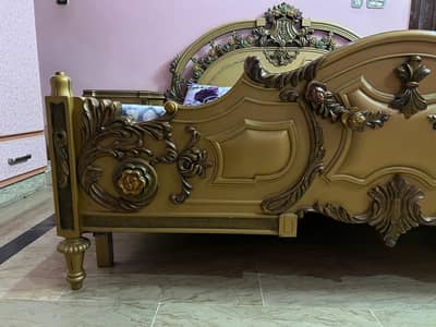 Queen size bedroom set