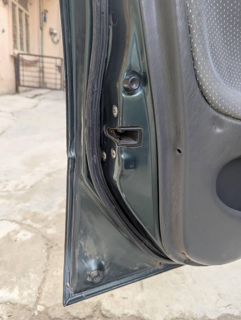 Corolla Indus 2000 3