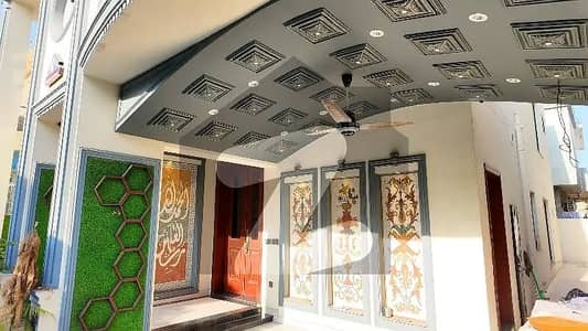 10 MARLA ULTRA MODERN HOUSE AVAILABLE FOR SALE