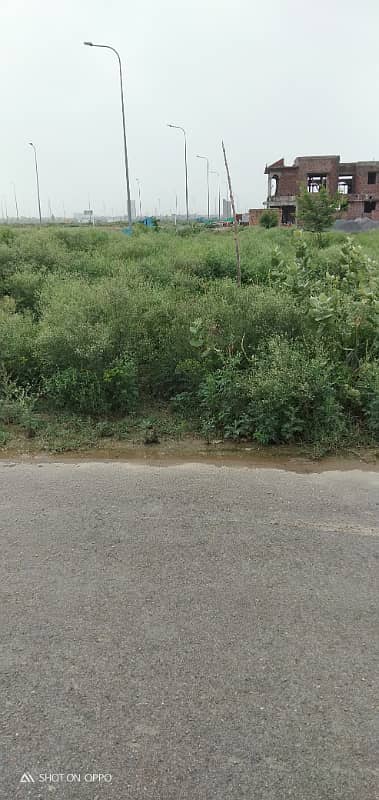 Corner 9 Marla B block Road Level Pair Of Plot Ideal For 2 Families