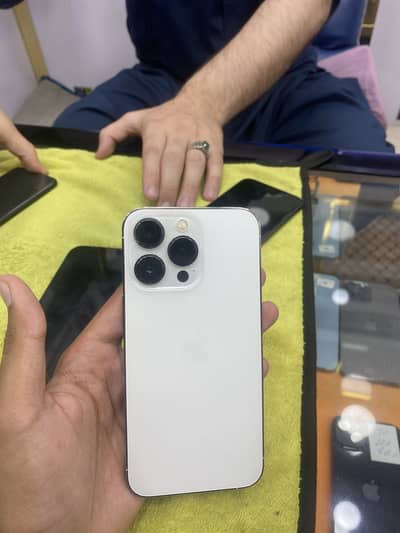 iPhone 13 pro JV 128 GB