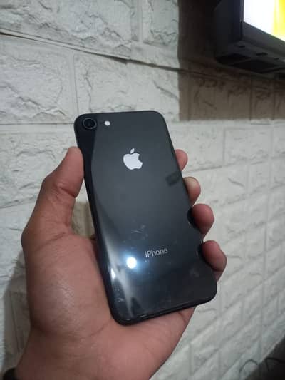 iphone 8 in mint condition