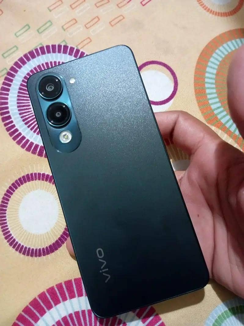 Vivo Y04 Green Color 4gb 128gb Warranty end in October 2026 - Mobile ...