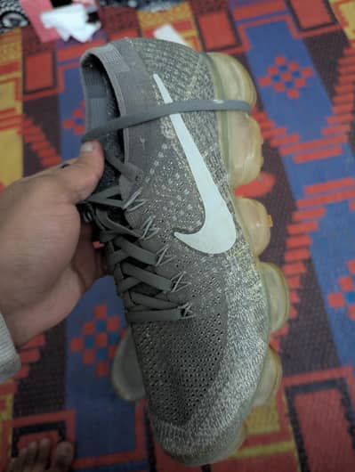 Nikal air max shoes for sell