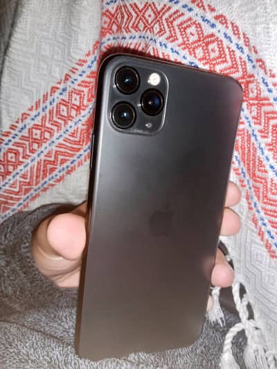 11 pro max for sale with box Jv