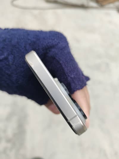 Apple iPhone 15 Pro – Natural Titanium | 10/10 Condition | FU Non-PTA