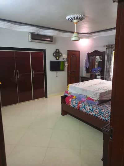 Flat Fir Sell In Gulshan e Iqbal Blk 13B