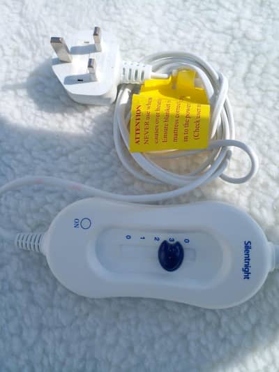IMPORTED ELECTRIC BLANKET HEATING PAD BED WARMER