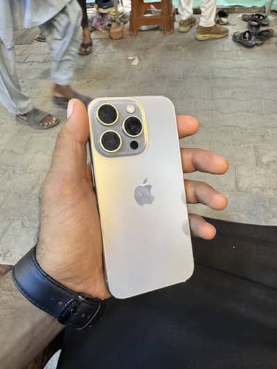 iPhone 15 pro jv with box