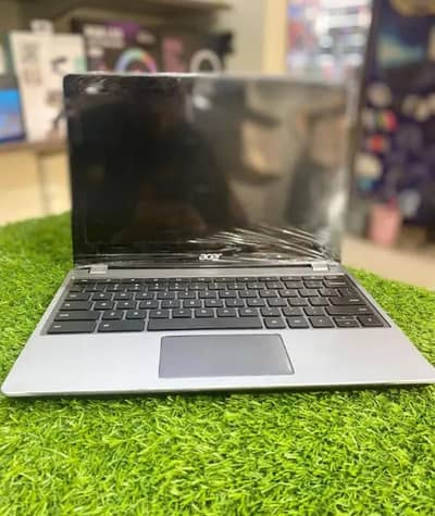 ACER C740 LAPTOP 4GB RAM 128GB SSD